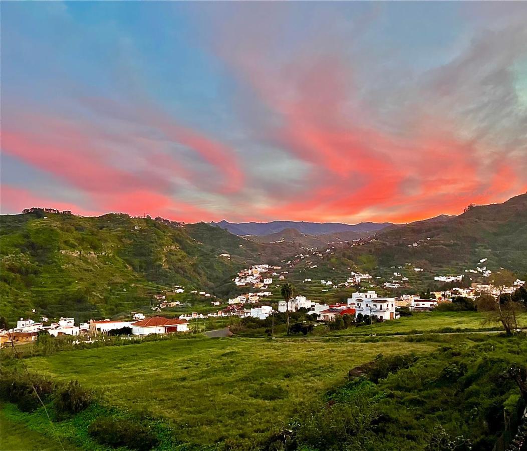 Casa Rosalia. Apartamento Con Vistas A La Montana Teror Eksteriør billede